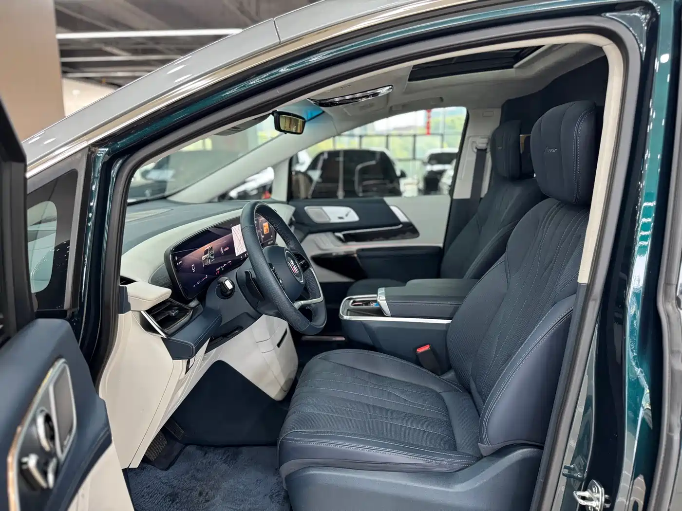 Buick Century 2023 2.0T 4-Seat Private Edition фото 6