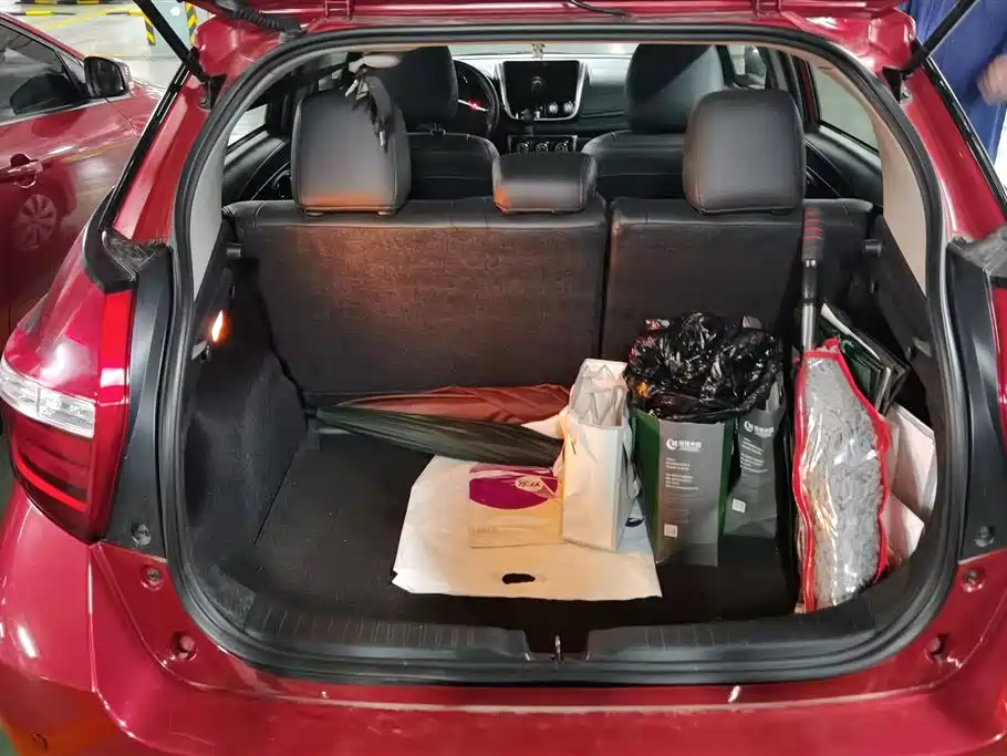 Toyota YARiS L Zhi Xuan 2016 Facelift 1.5E CVT Charming Edition фото 4