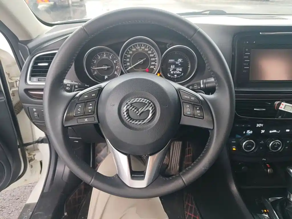 Фото 7 - Mazda Atenza