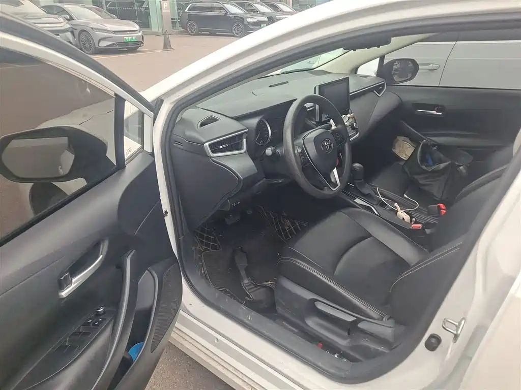 Toyota Corolla 2021 1.2T S-CVT Elite Edition фото 14