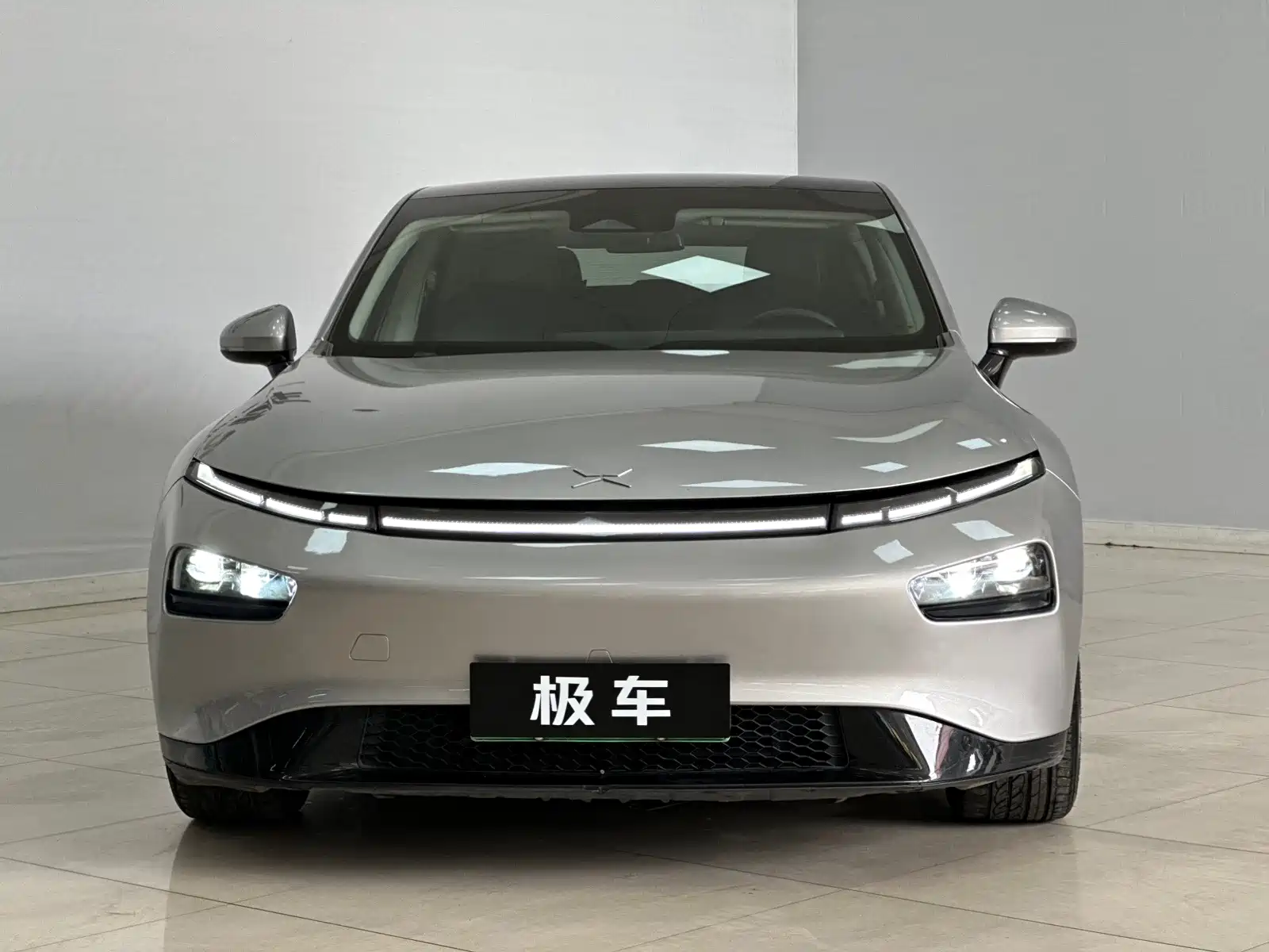 Фото 5 - XPeng P7