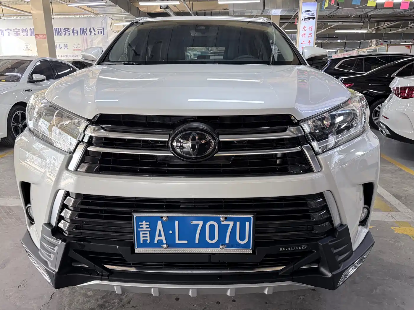 TOYOTA HIGHLANDER