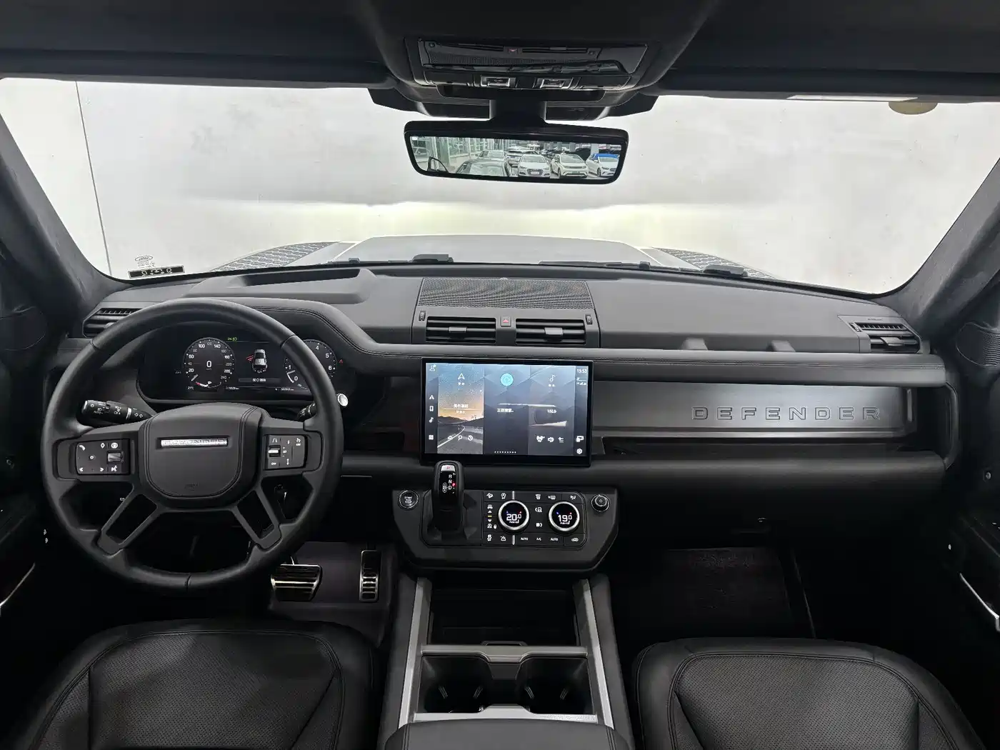Land Rover Defender 2025 110 3.0T P400 X фото 15
