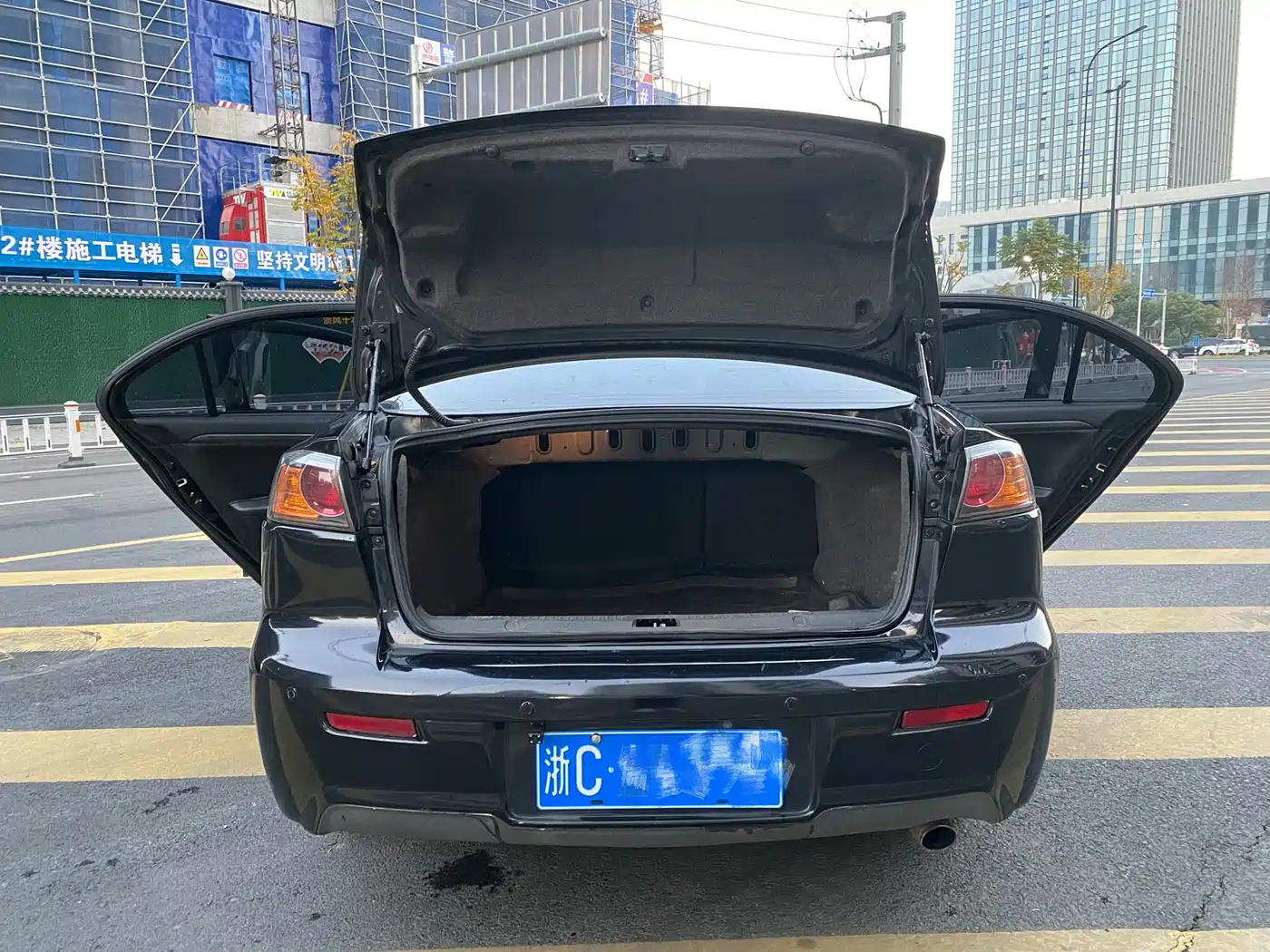 Mitsubishi Lancer EX 2013 ZhiShang Edition 1.8L CVT Luxury фото 14