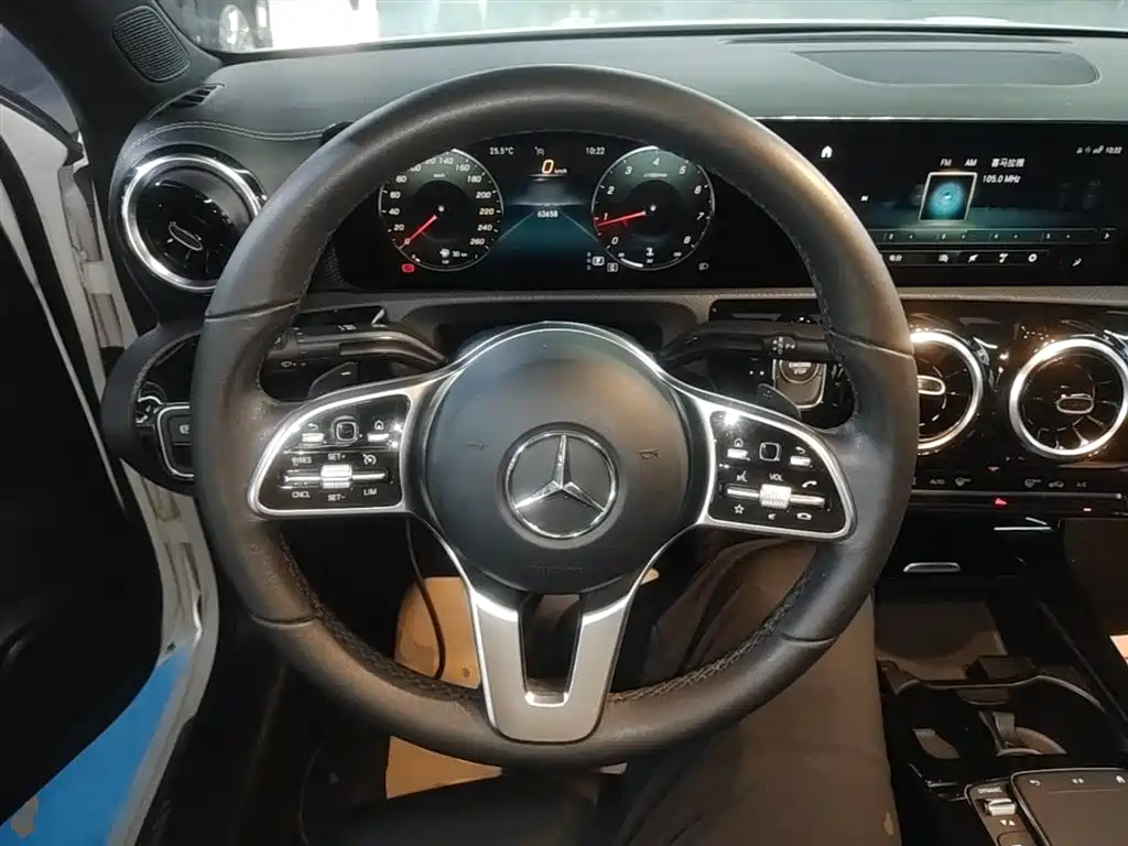 Mercedes-Benz A-Class 2020 Facelift A 200 L Sport Sedan Dynamic фото 11
