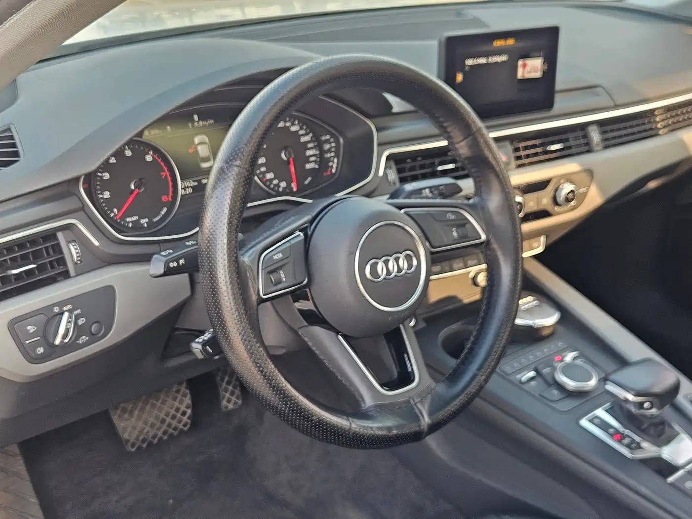 Audi A4L 2018 30th Anniversary 40 TFSI Progressive фото 7