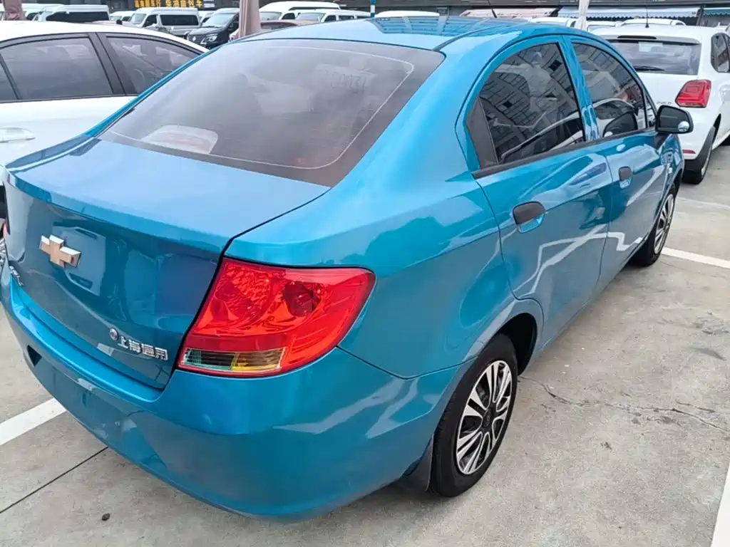 Chevrolet Sail 2014 2013 Sedan 1.4L Manual Ideal Happiness Edition