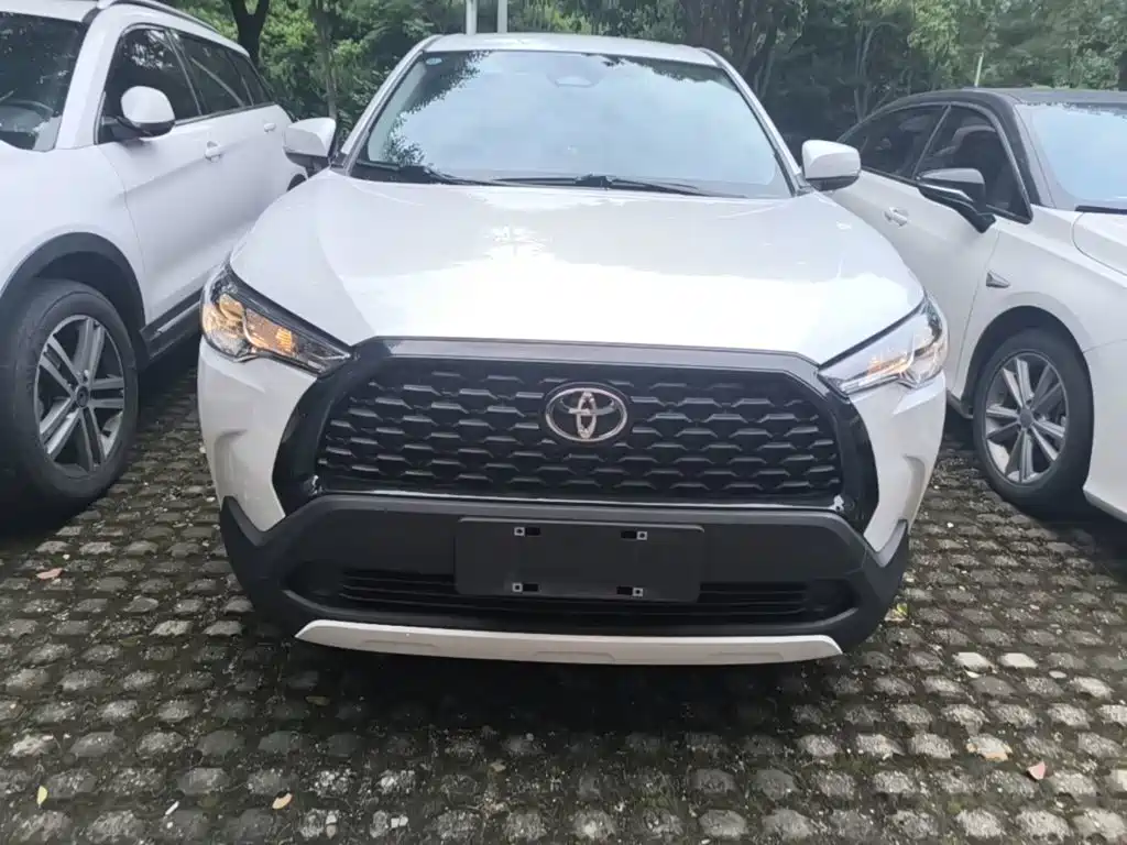 Фото 3 - Toyota Corolla Cross