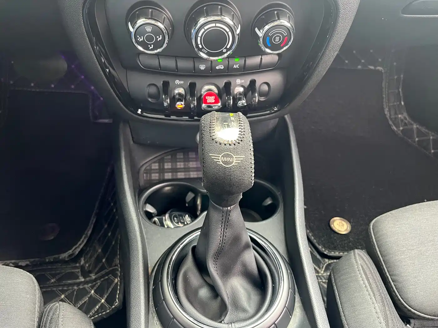Фото 12 - MINI CLUBMAN