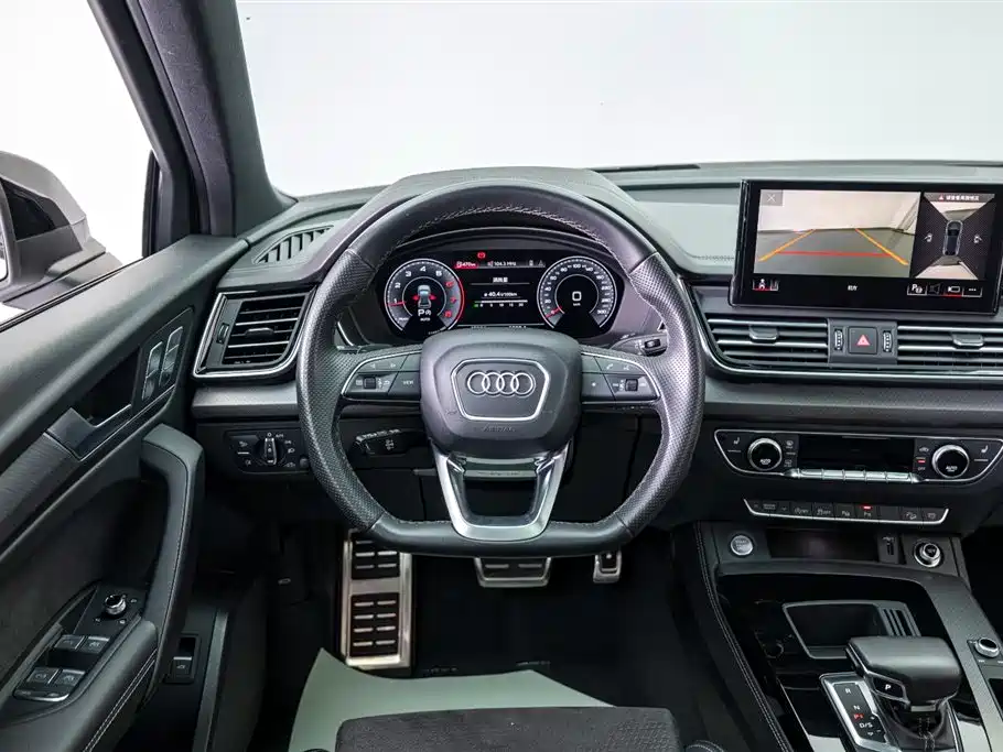 AUDI Q5L SPORTBACK