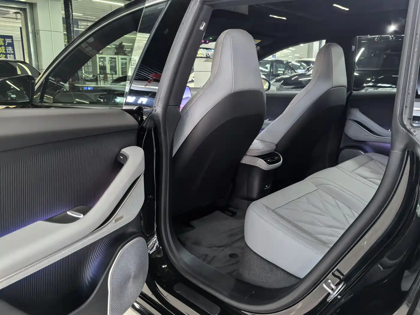 NIO ET5T фото 11