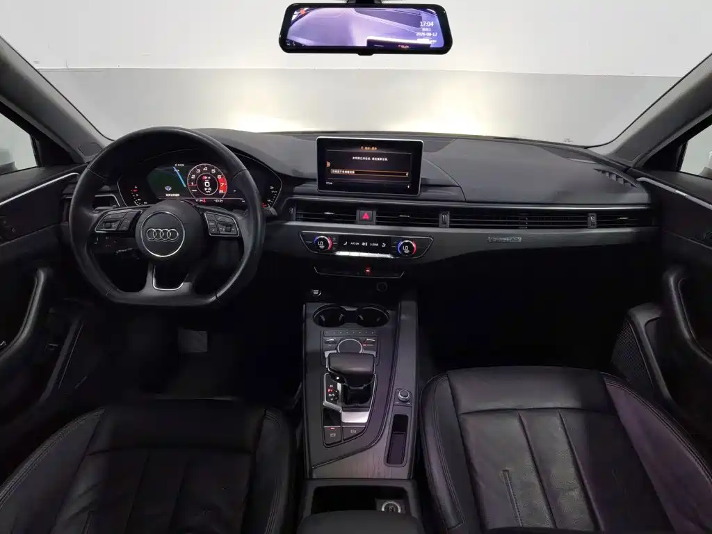 Фото 5 - Audi A4L