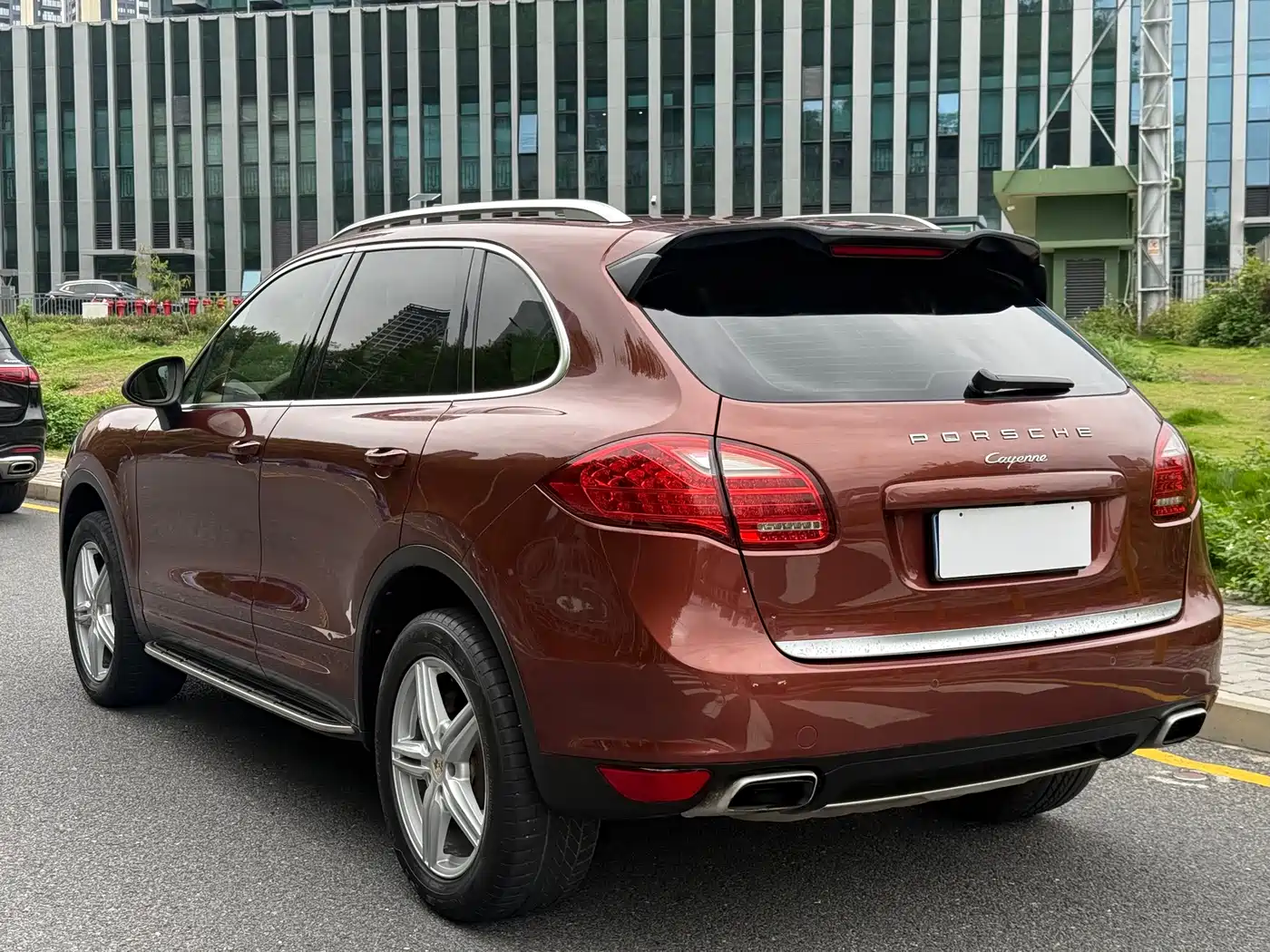 Porsche Cayenne 2011 Cayenne 3.0T фото 6