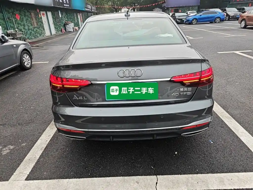 Audi A4L 2020 40 TFSI Fashion Dynamic Edition фото 4