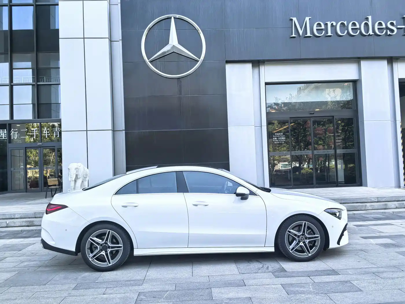 Mercedes-Benz CLA (Import) 2024 CLA 200 фото 18