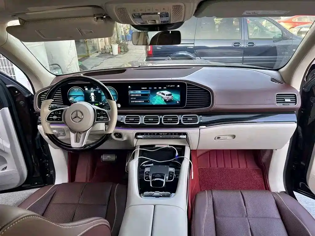 Mercedes-Benz Maybach GLS 2022 GLS 600 4MATIC Ceremony Edition фото 4
