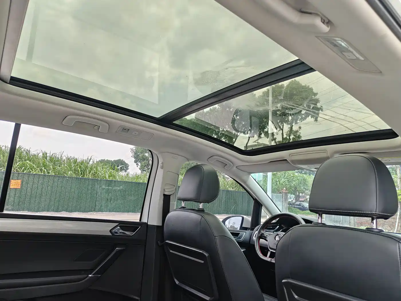 Volkswagen Touran 2018 Touran L 280TSI DSG Comfort 7-seater China V фото 19