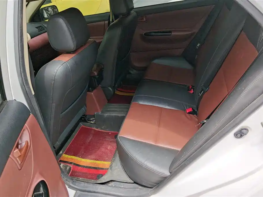 BYD F3 2012 Energy-saving Edition 1.5L Manual Comfort фото 11