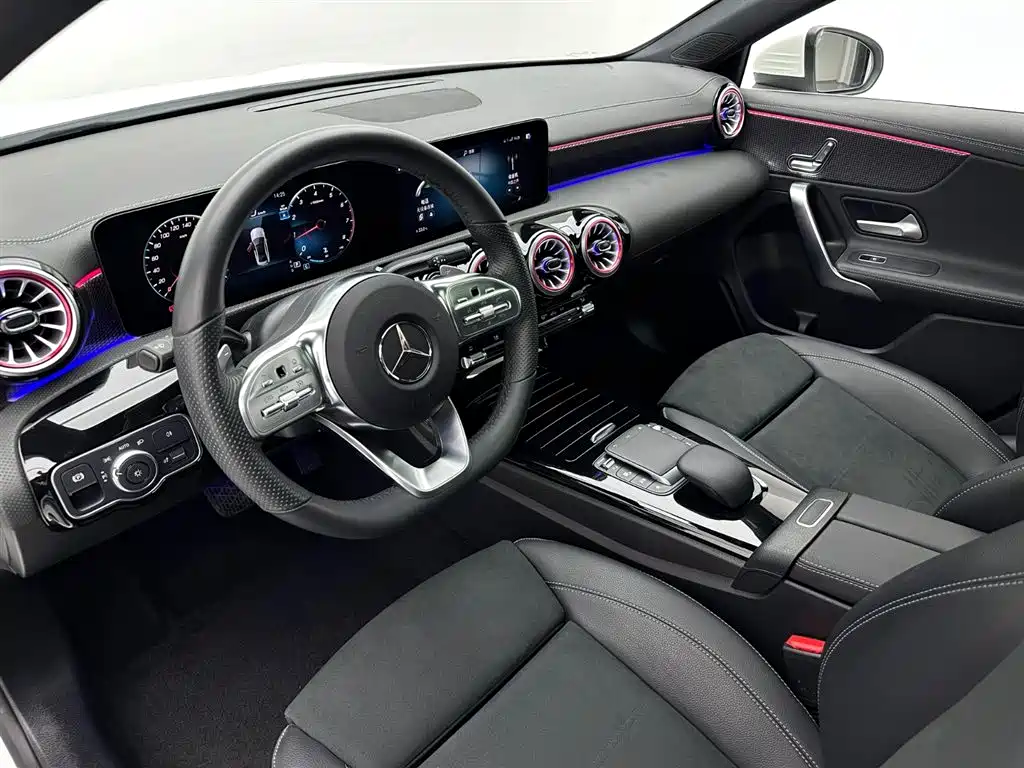 MERCEDES-BENZ A CLASS