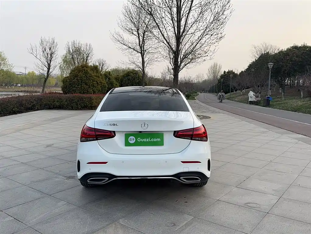 MERCEDES-BENZ CLASS A