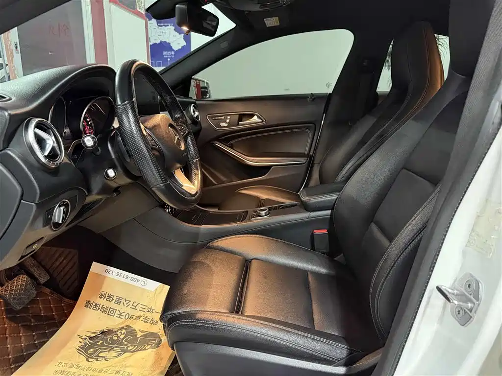 Mercedes-Benz CLA (Import) 2018 CLA 200 Fashion Edition фото 5