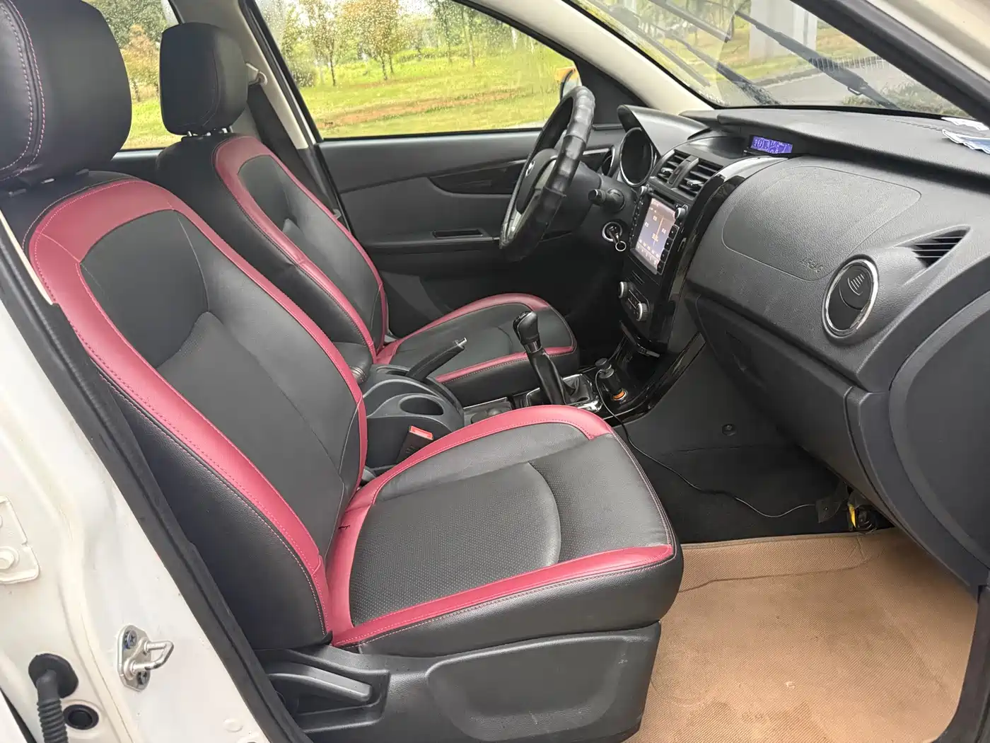 BAIC Huansu S3 2015 2016 1.5L Manual Luxury (China IV)