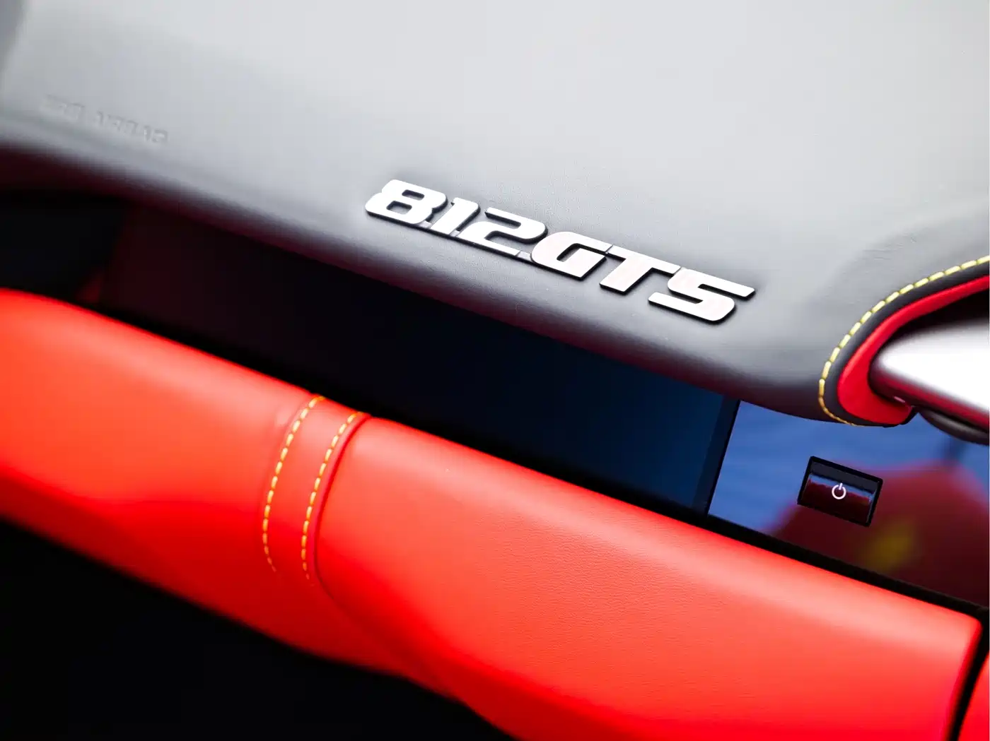 Ferrari 812 2022 2020 6.5L GTS