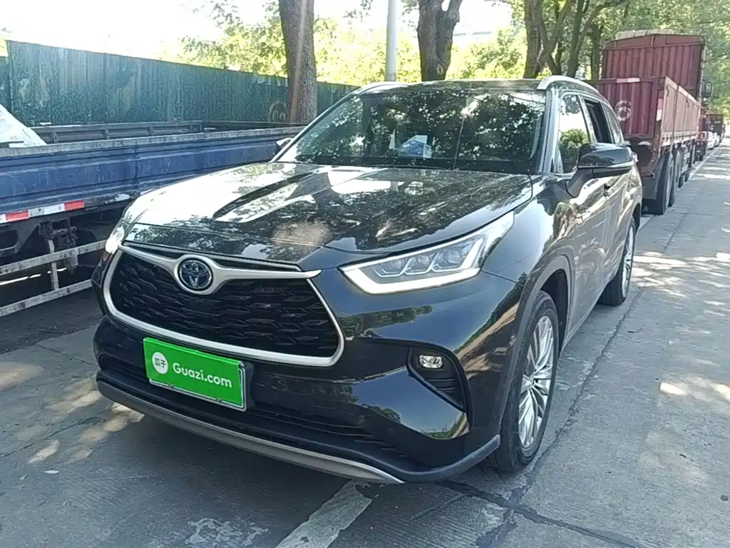 Toyota Highlander 2023 2023 2.5L Smart Hybrid Dual Engine AWD Premium 7-Seater
