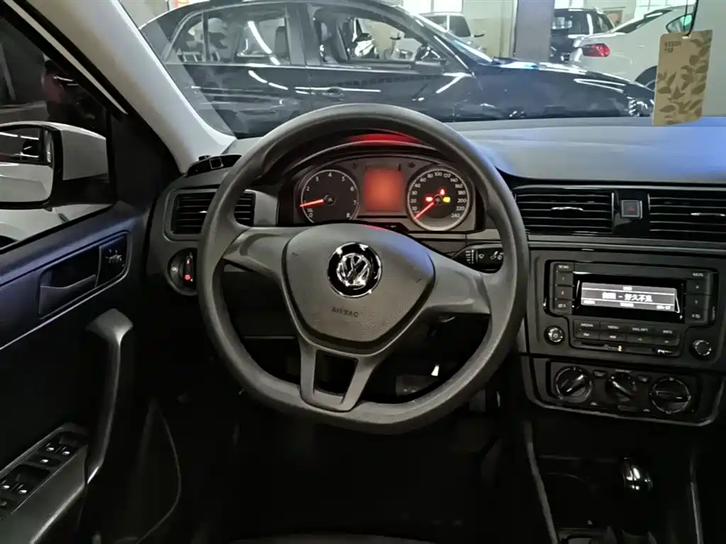 Volkswagen Santana 2019 1.5L Auto Trend Edition China VI фото 11