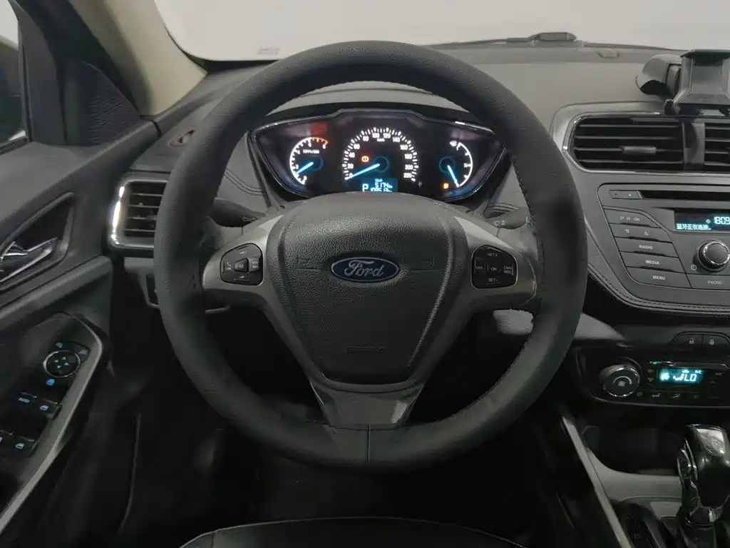 Ford Escort 2015 2015 1.5L Automatic Fashion