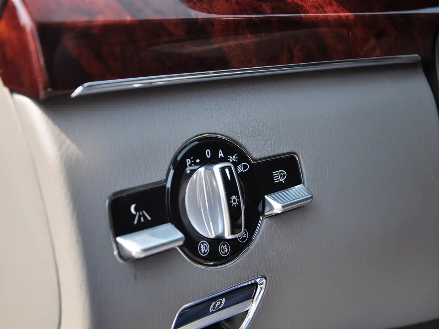 Mercedes-Benz S-Class фото 13