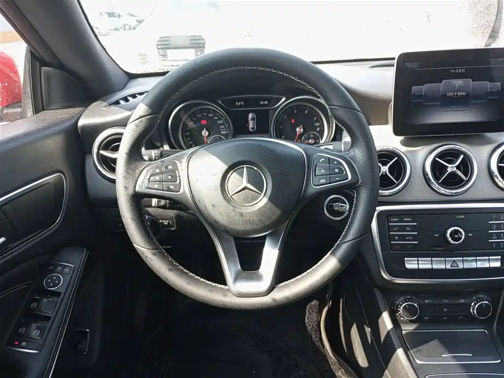Mercedes-Benz CLA (Import) 2018 CLA 200 Dynamic Edition фото 11