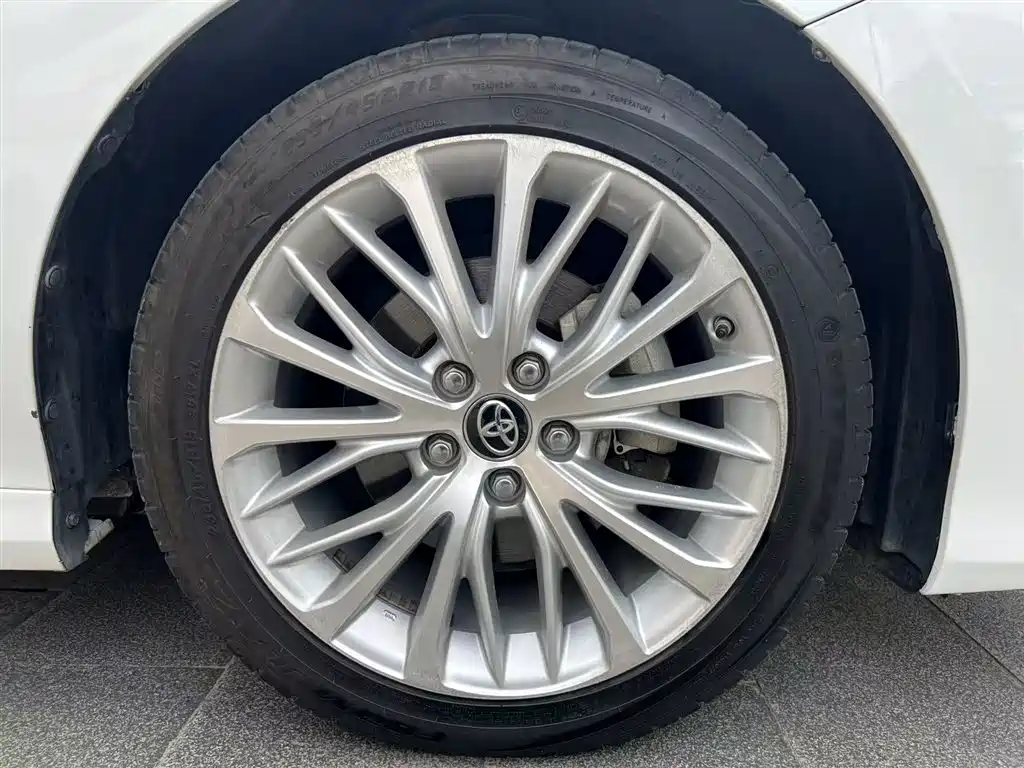 Toyota Camry 2019 2.5G Luxury Edition China VI фото 10