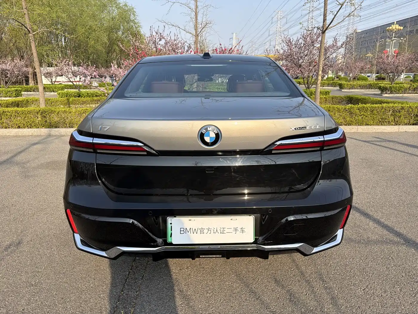 BMW I7