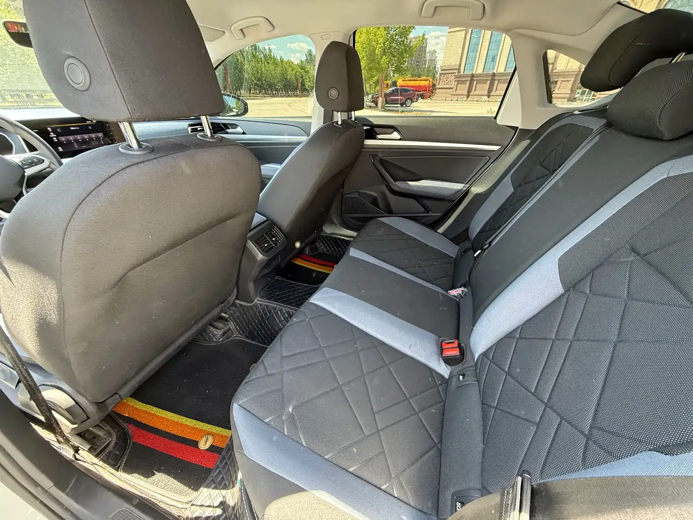 Volkswagen Lavida 2024 Model 1.5L Automatic Delight Edition фото 5