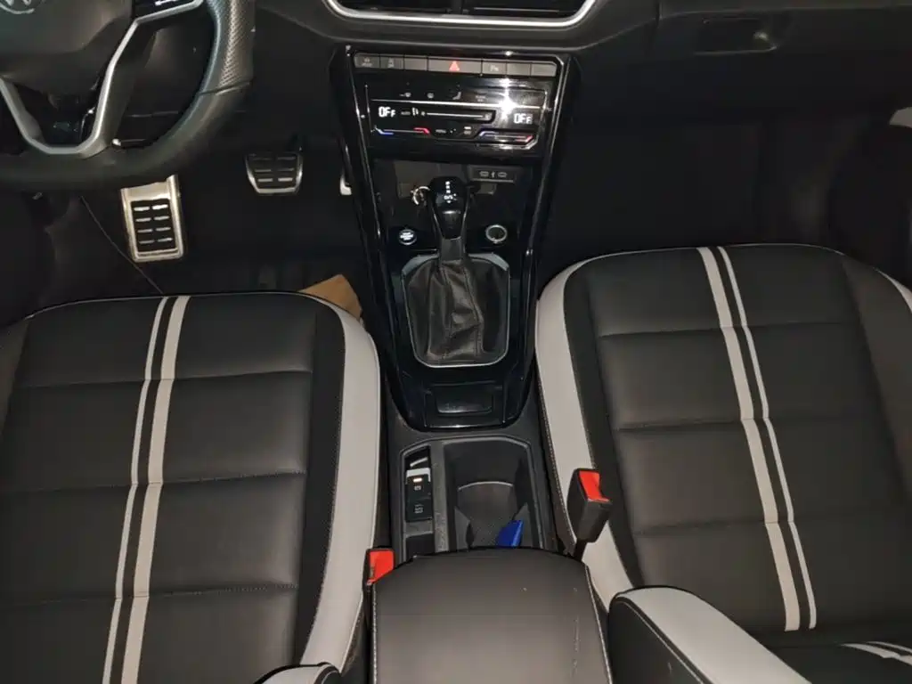 Volkswagen T-Roc, миниатюра 14