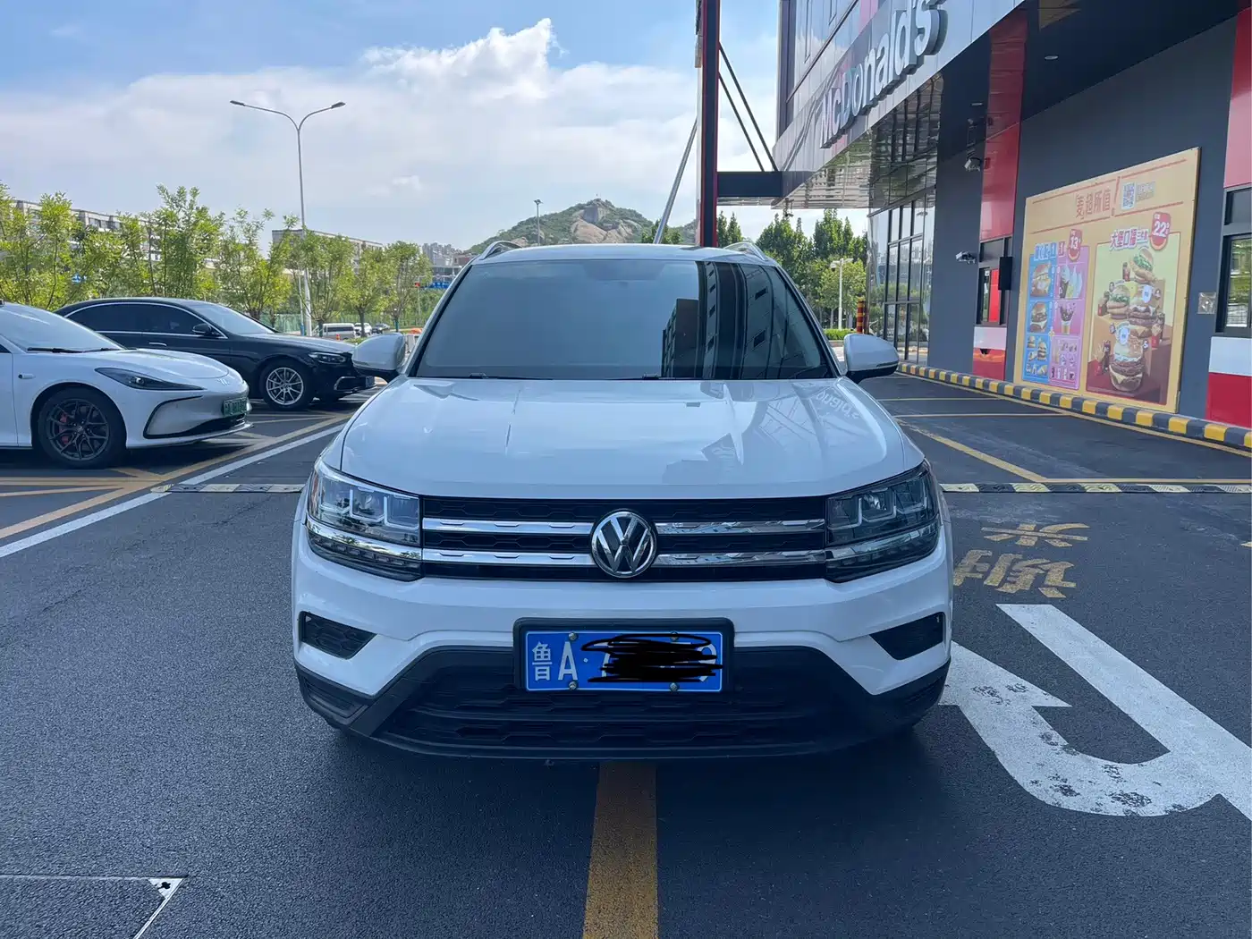Фото 2 - Volkswagen Tharu