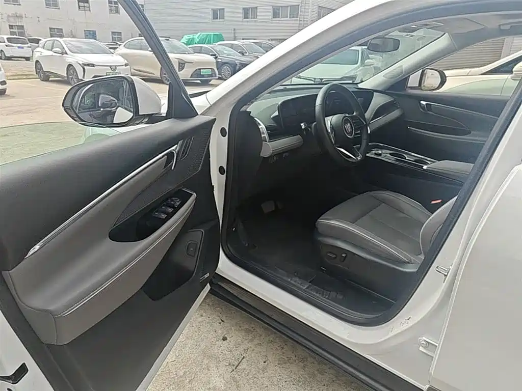 Buick E5 2025 Model 620KM Premium Edition фото 16