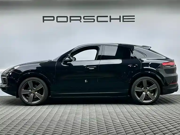 Porsche Cayenne 2019 Cayenne Coupé 3.0T фото 4