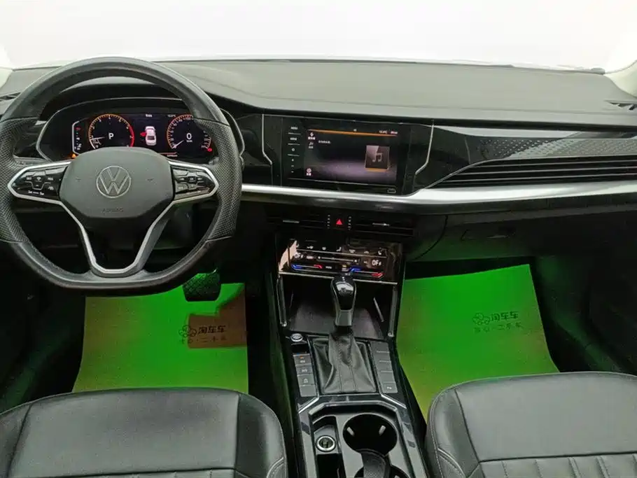 Volkswagen Passat 2023 Facelift 330TSI Starlight Elite Edition фото 12