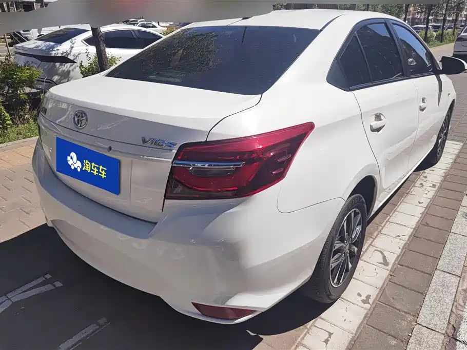 Toyota Vios 2021 1.5L CVT Chuangxing Edition фото 3