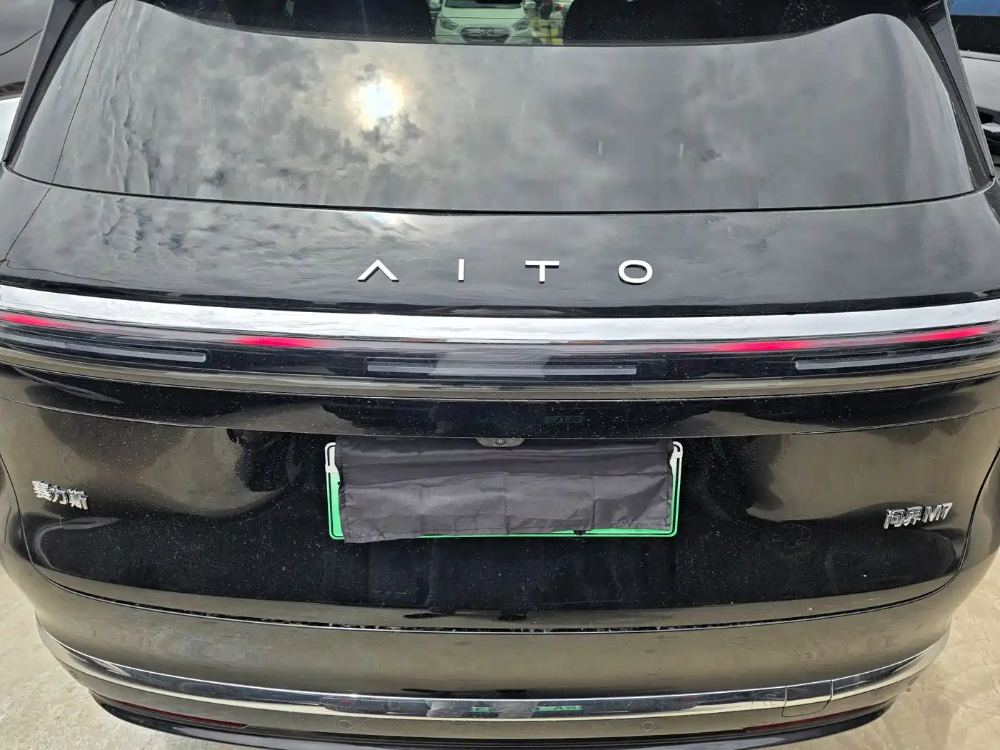AITO Wenjie AITO M7 2026 Extended Range Base Model 6-Seater фото 16
