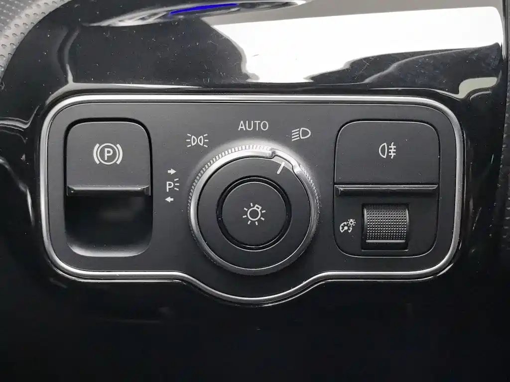 Mercedes-Benz CLA (Import) 2021 2021 CLA 200