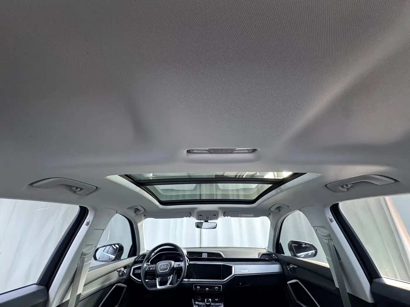Audi Q3 2022 35 TFSI Fashion Dynamic фото 9