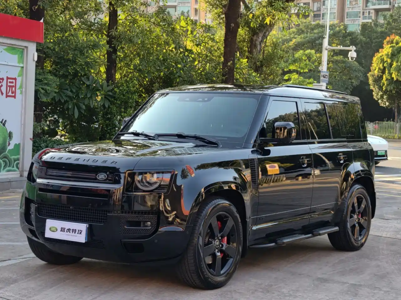 Land Rover Defender 2025 110 3.0T P400 -Dynamic HSE