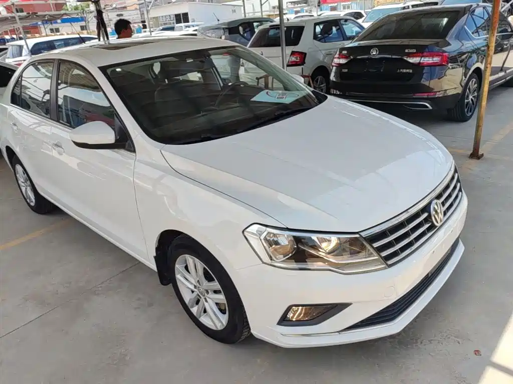Volkswagen Jetta 2017 1.5L Manual Comfort фото 4
