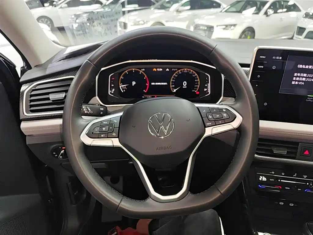 Volkswagen Tayron 2024 300TSI 2WD Luxury Plus Advanced фото 7