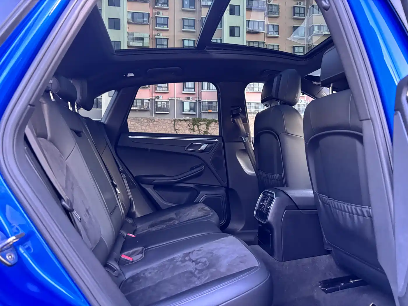 Porsche Macan 2016 Macan 2.0T фото 18