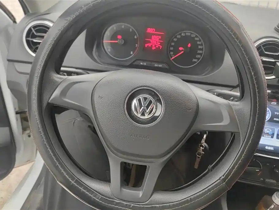 Volkswagen Jetta 2019 Dream Edition 1.5L Manual Fashion фото 15