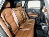 Фото 22 - Volvo XC60